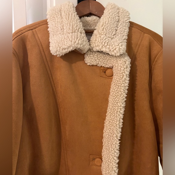 Kismet Cream and Tan Shearling Jacket - Picture 2 of 5